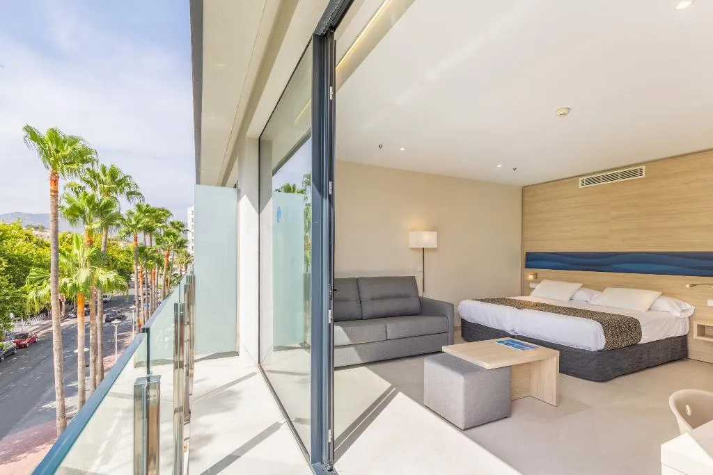 JUNIOR SUITE STANDARD Room, Samos, Majorca