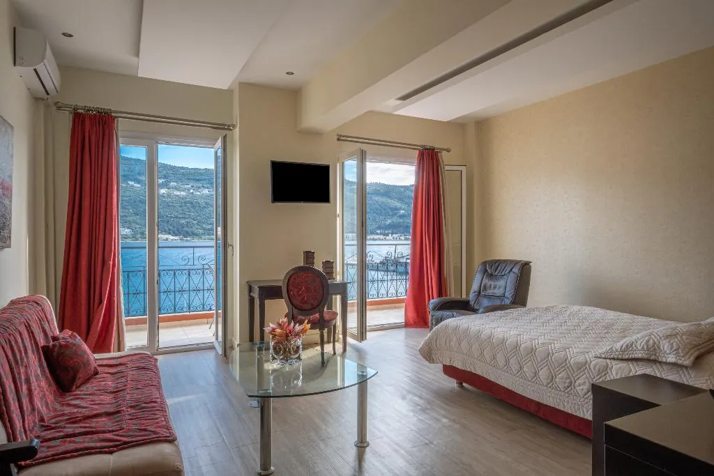 SUITE SEA VIEW Room, Samos City Hotel, Samos