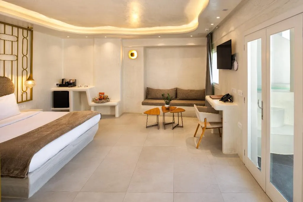 SUITE SEA VIEW HONEYMOON Room, Athina Luxury Suites, Santorini