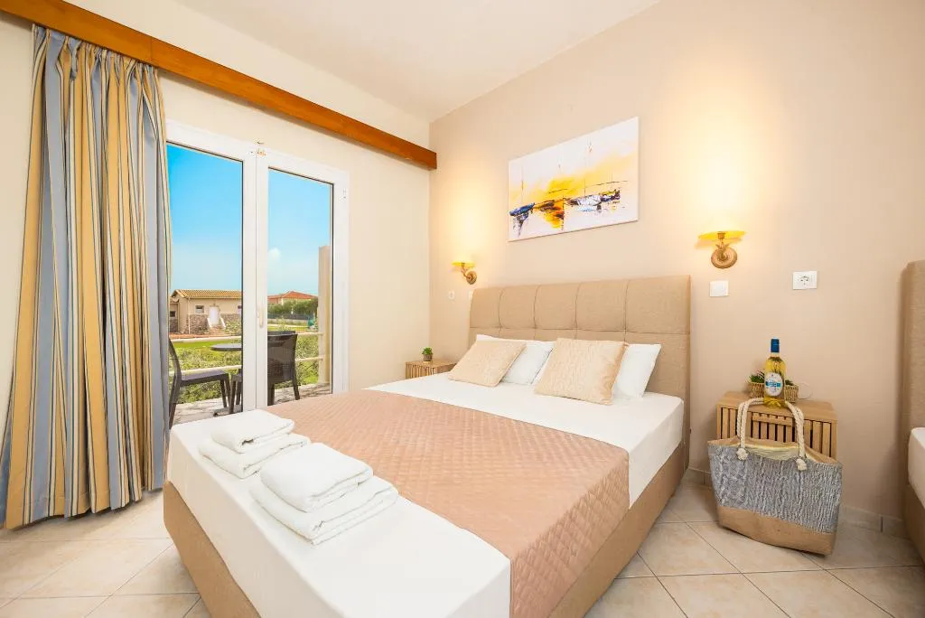 TRIPLE GARDEN VIEW Room, Koulouris Beach, Corfu