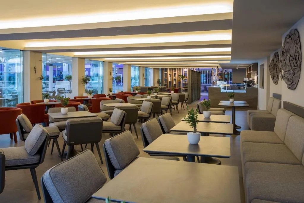 Bar, Tasia Maris Beach Hotel and Spa - Adults Only, Cyprus
