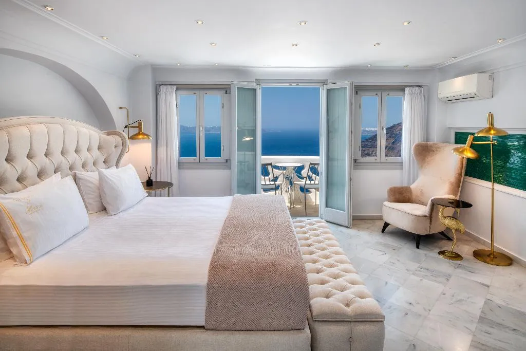SUITE WITH JACUZZI Room, Athina Luxury Suites, Santorini