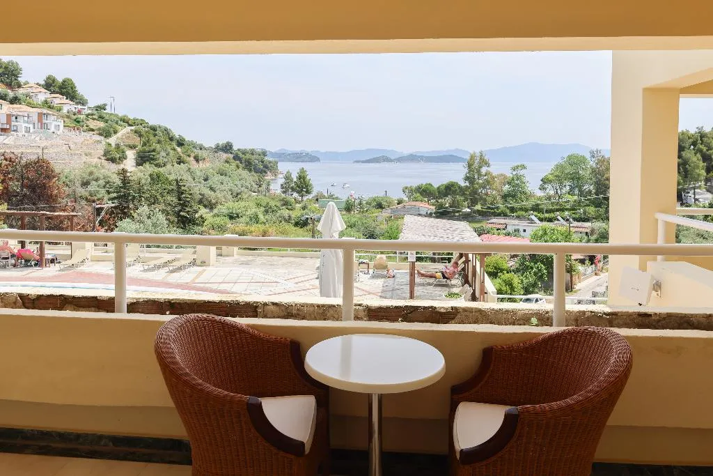 JUNIOR SUITE SEA VIEW Room, Kanapitsa Mare, Skiathos