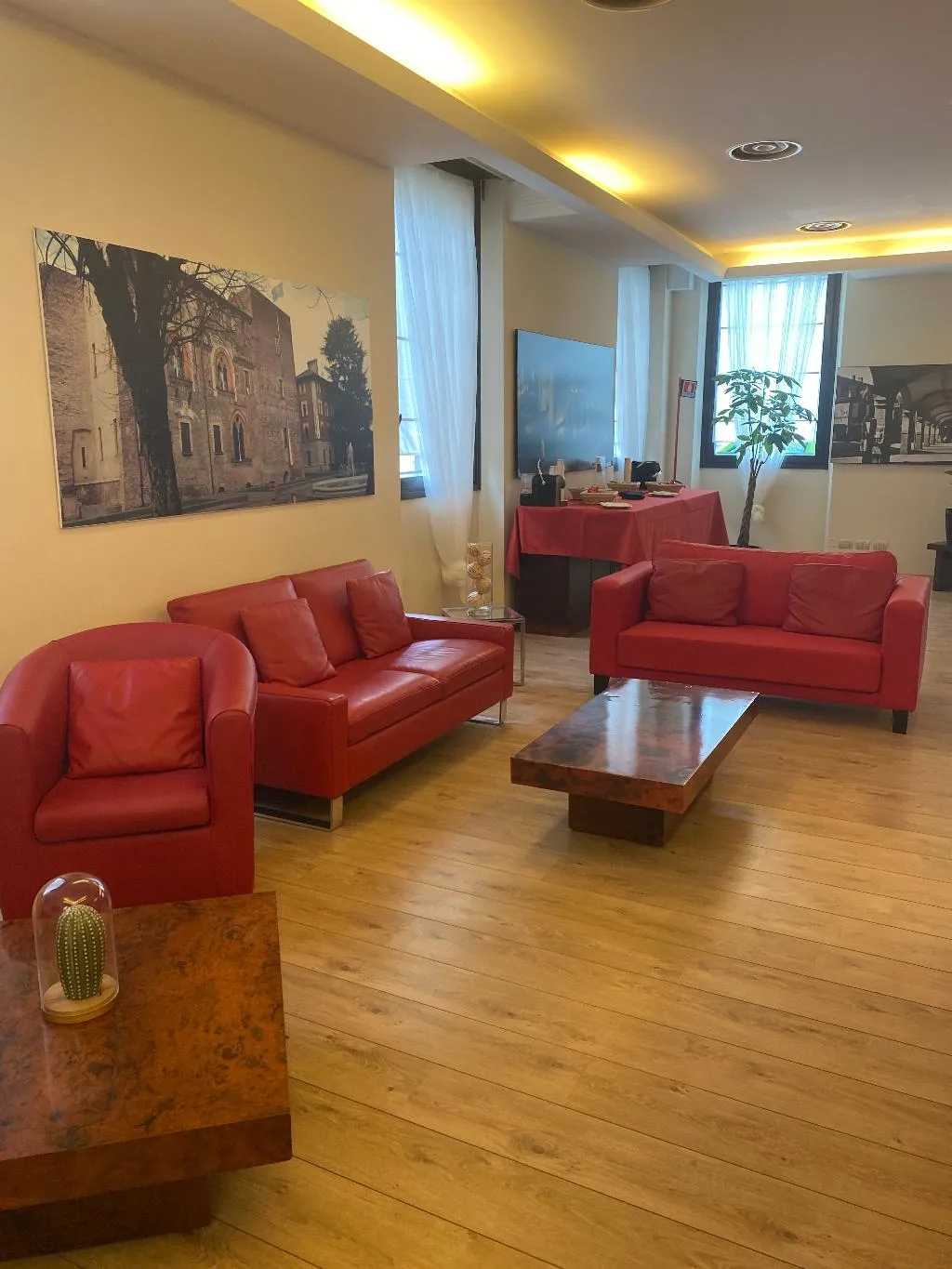Lobby, Nuovo Albergo Italia, Milan