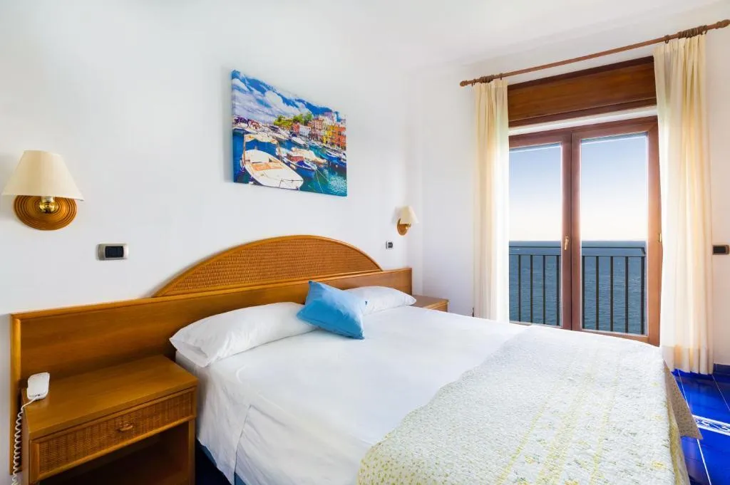 Double or Twin SEA VIEW Room, Hotel Sporting - Sorrento Coast, Naples