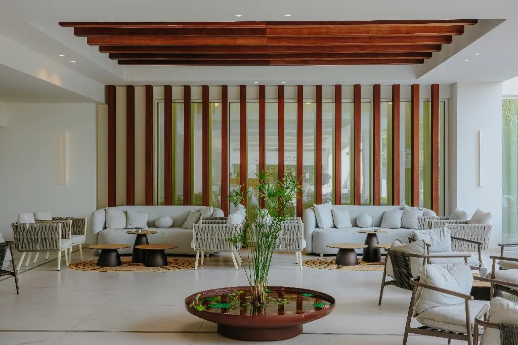 Lobby, Nissiblu Beach Resort, Cyprus