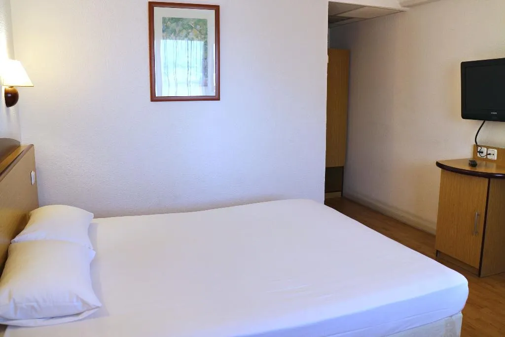 DOUBLE STANDARD Room, Travelodge Barcelona del Vallès, Barcelona