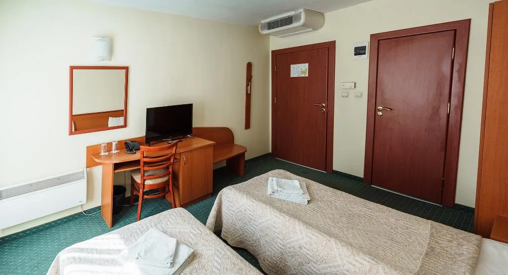 TWIN STANDARD Room, Hotel Dionis, Varna