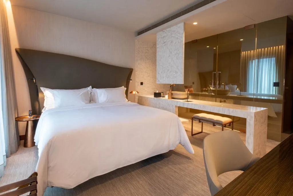 DOUBLE ONE BED Room, BessaHotel Baixa, Porto