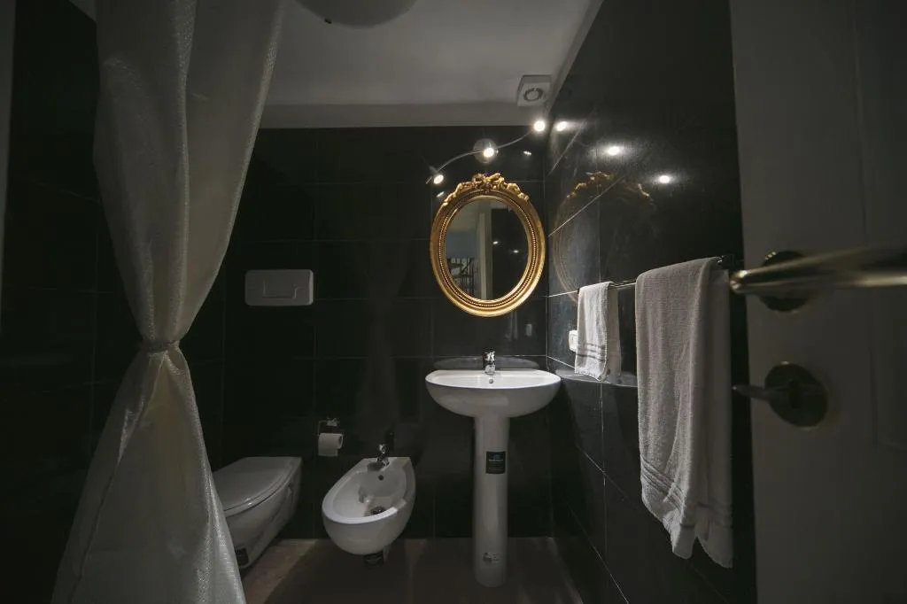 Room, Area Angioina Suites, Naples