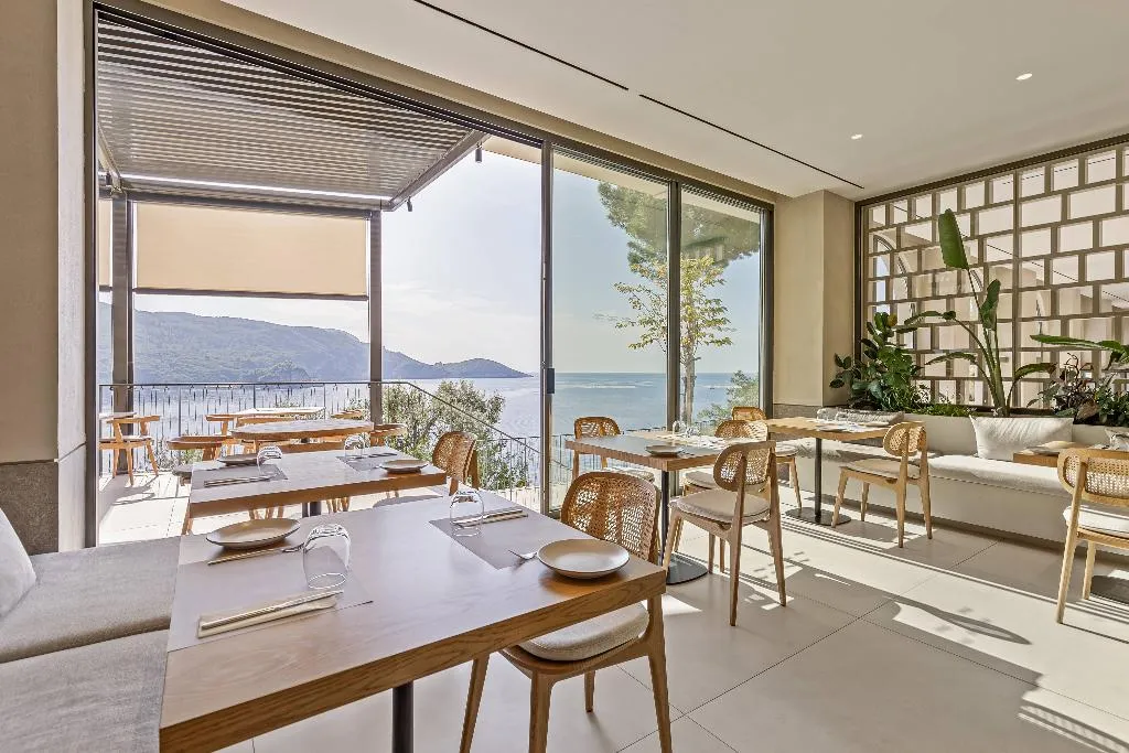 Restaurant, Akrotiri Beach, Corfu