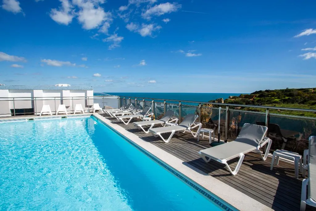 Pool, Carvi Beach Hotel, Algarve