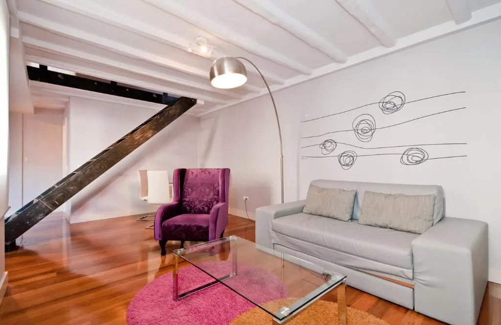 APARTMENT DUPLEX Room, Smartr Madrid Atocha, Madrid