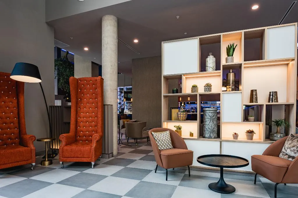 Lobby, Leonardo Royal Hotel Barcelona Fira, Barcelona