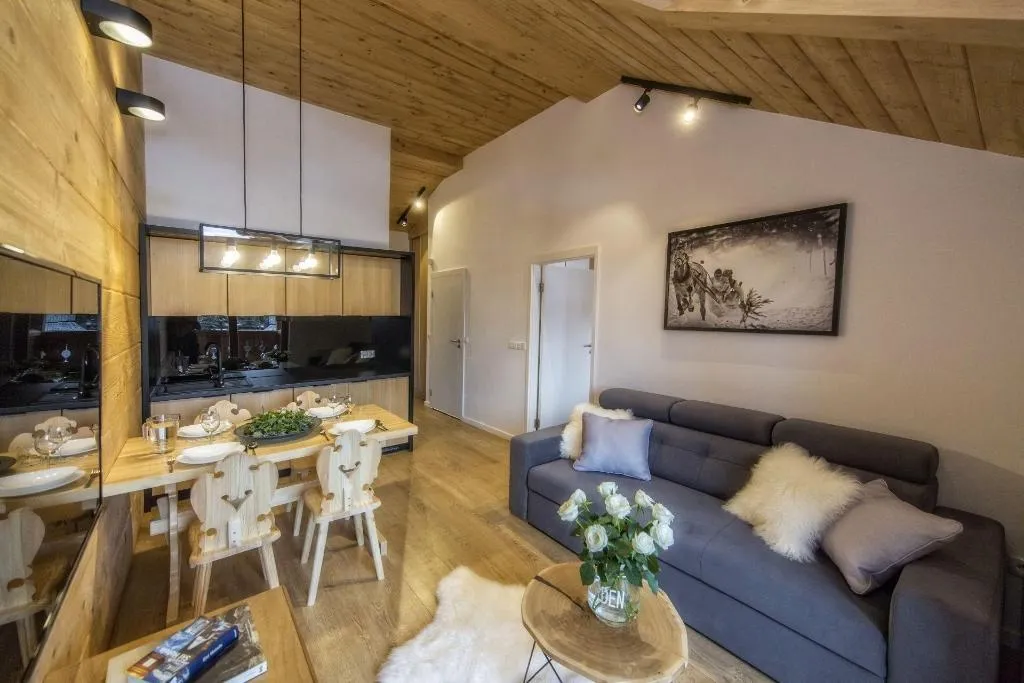 Room, ApartHotel Giewont, Krakow