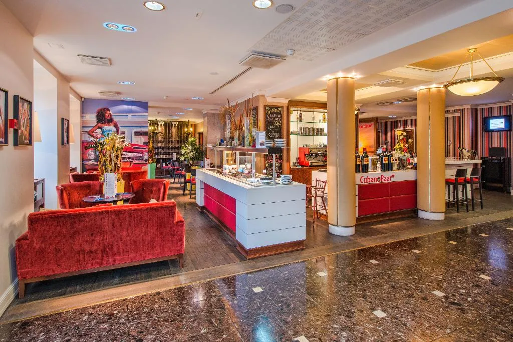 Bar, Park Inn by Radisson Meriton Conference&Spa Hotel, Tallinn