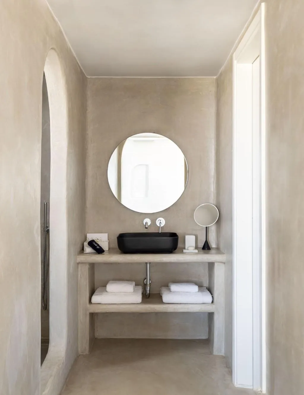 Room, Danae Suites, Santorini