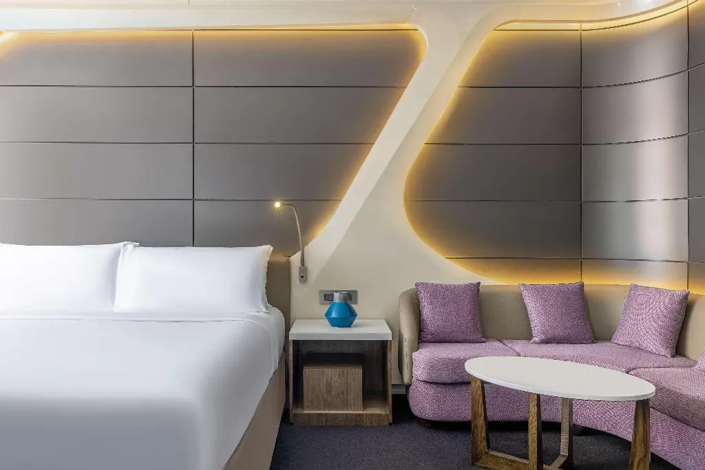 SUITE GRAND DELUXE Room, V Hotel Dubai, Curio Collection by Hilton, Dubai