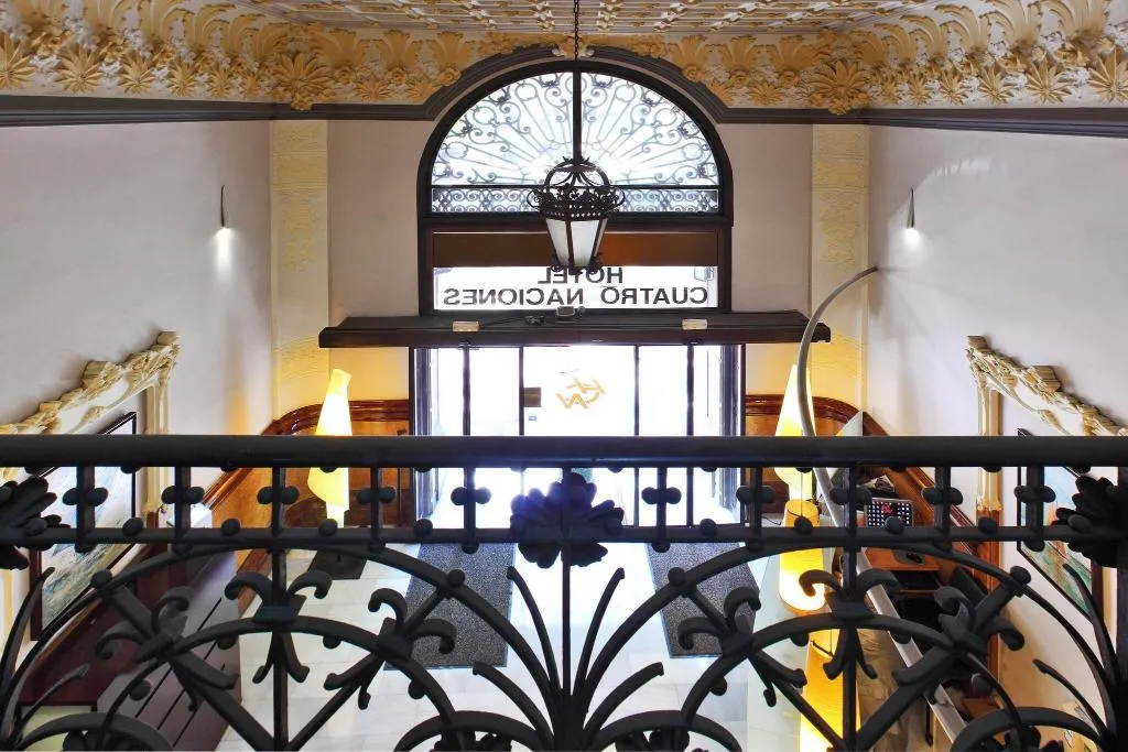 Lobby, Cuatro Naciones, Barcelona