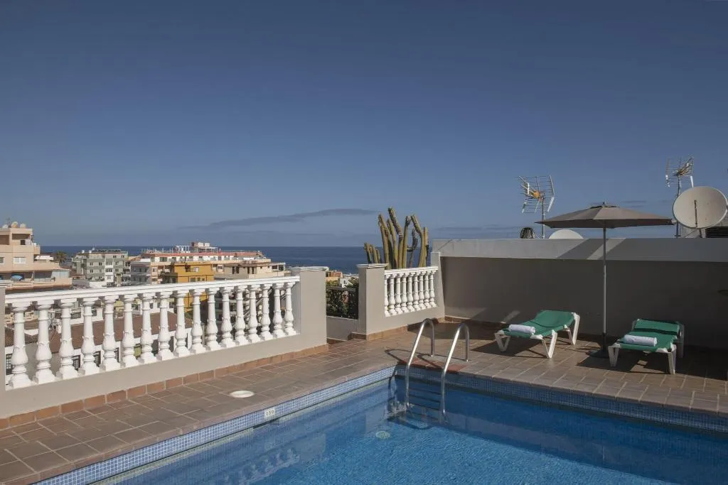 Pool, Marte, Tenerife
