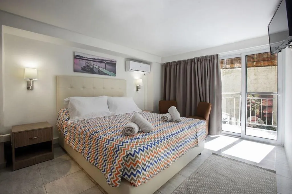 DOUBLE STANDARD Room, City Life Port Hotel, Crete