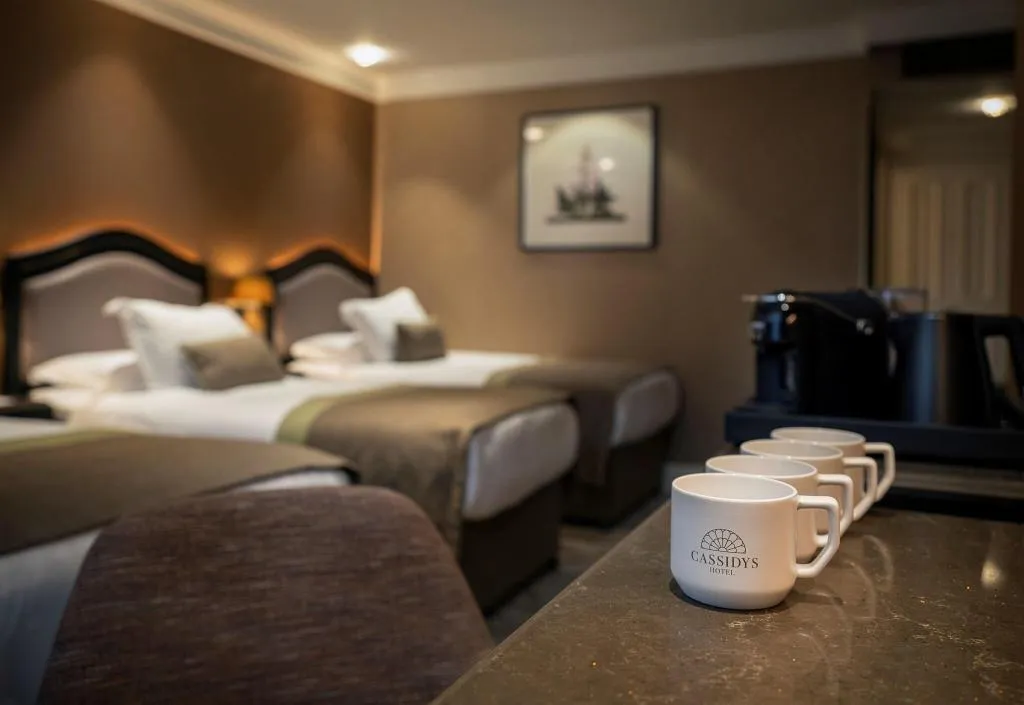 QUADRUPLE DELUXE Room, Cassidys, Dublin