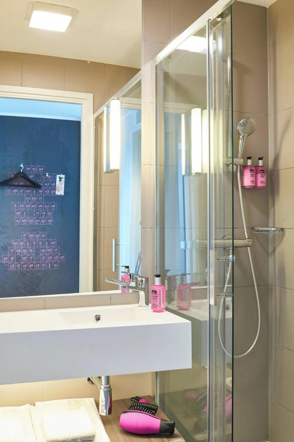 Room, Moxy Milan Airport, Milan