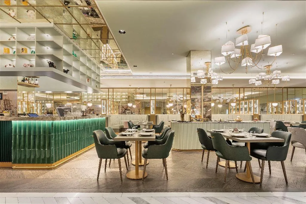 Restaurant, The Emerald House Lisbon, Curio Collection by Hilt, Lisbon