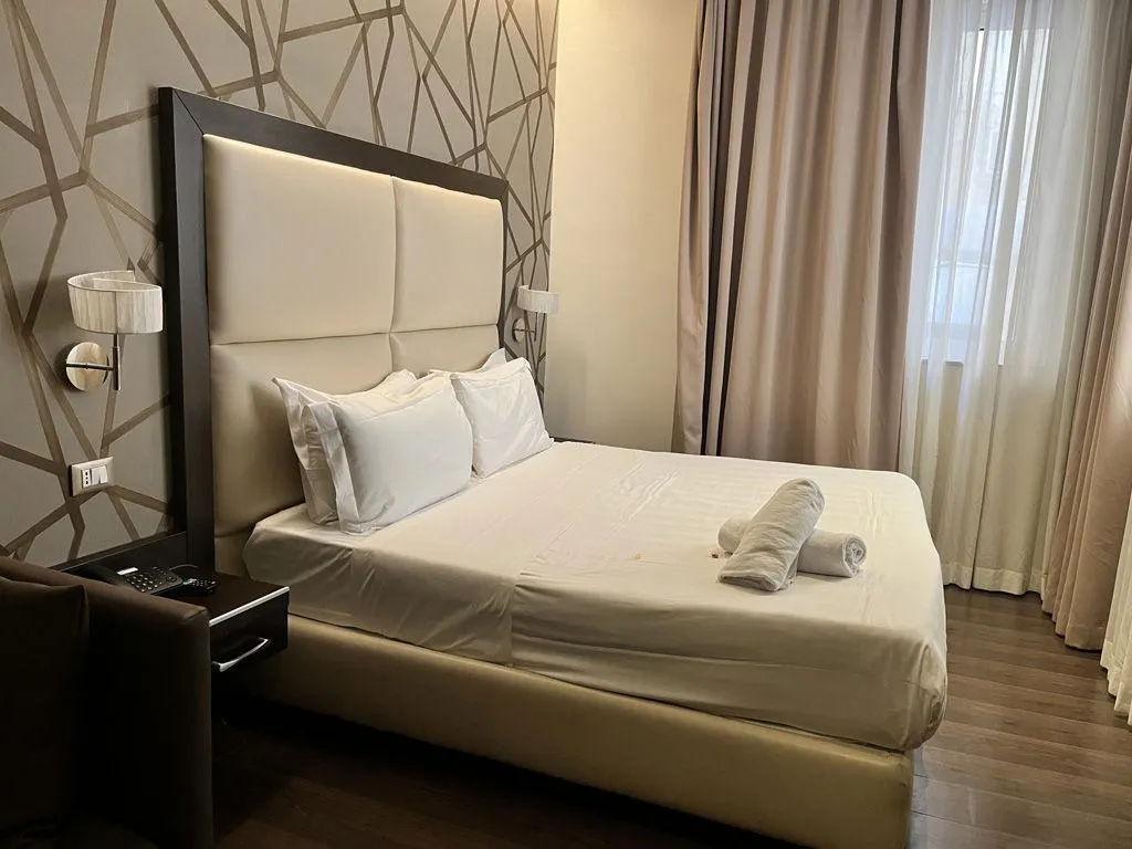 Double or Twin DELUXE Room, Catone District Hotel, Rome