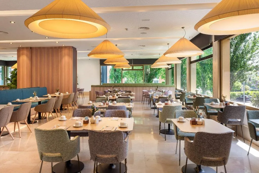 Restaurant, Melia Barajas, Madrid