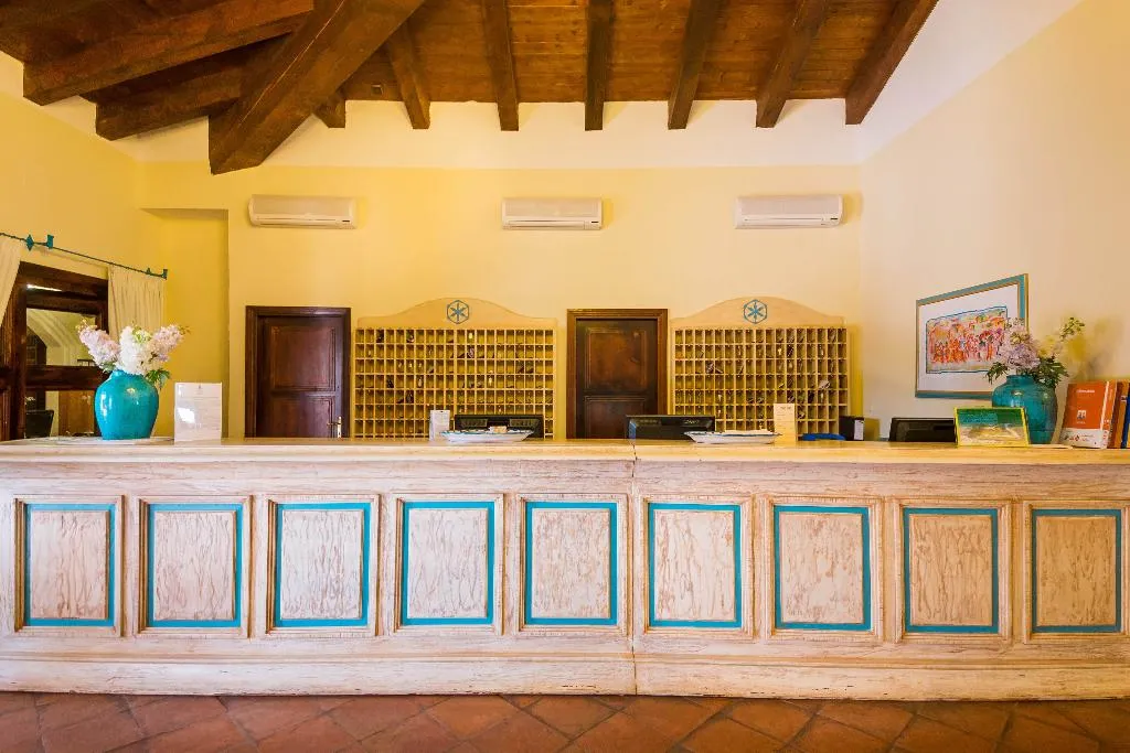 Lobby, Valtur Sardegna Baia Dei Pini Resort, Olbia