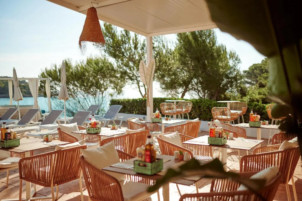 Bar, AluaSoul Hotel Carolina, Majorca
