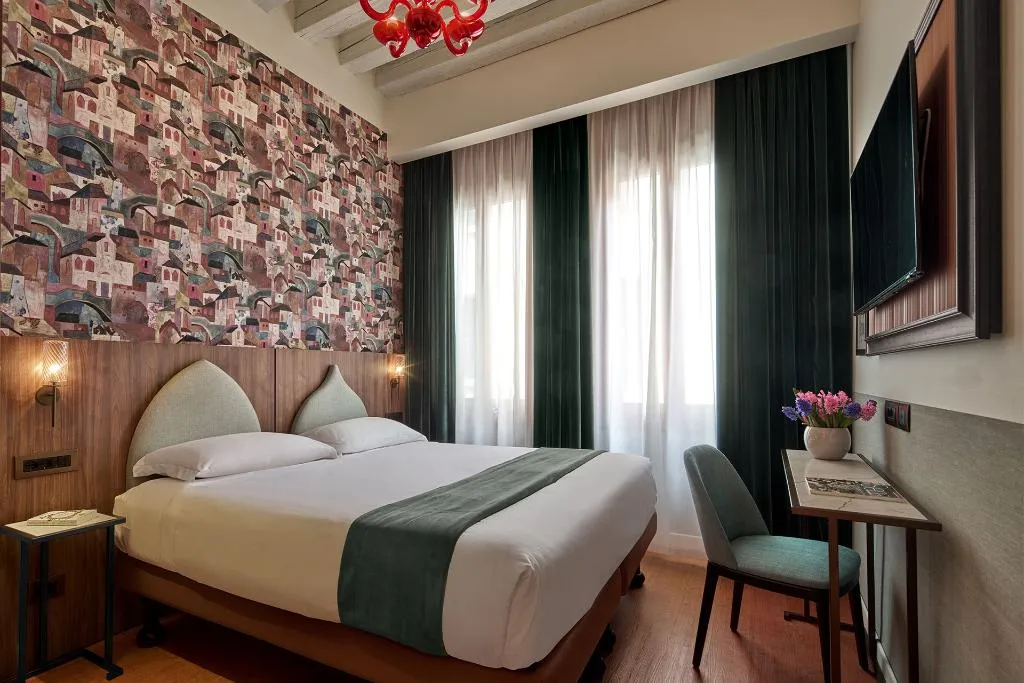 Double or Twin SUPERIOR Room, UNA HOTELS Ala Venezia - Adults +16, Venice