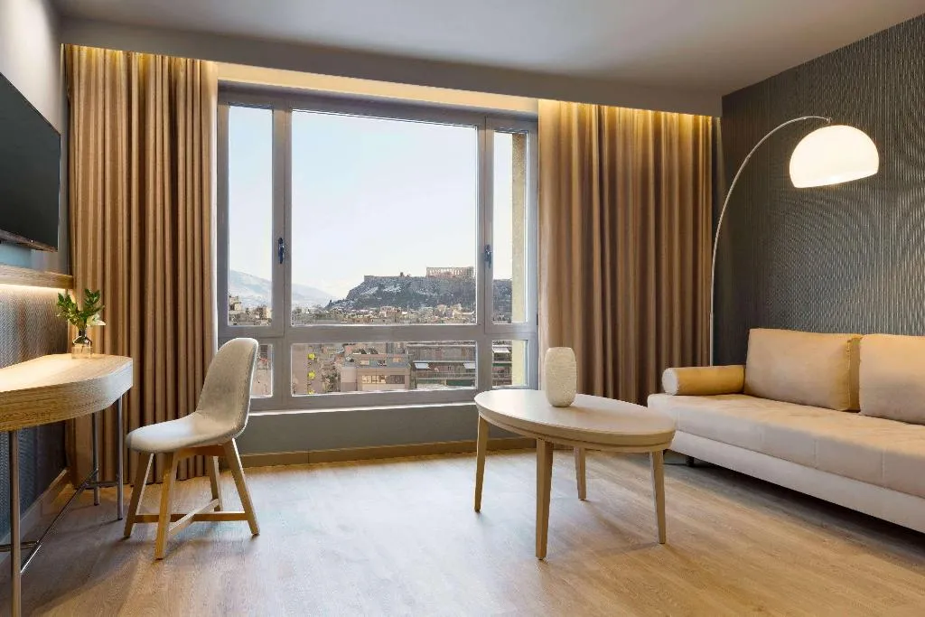 SUITE EXECUTIVE Room, Wyndham Grand Athens, Athens