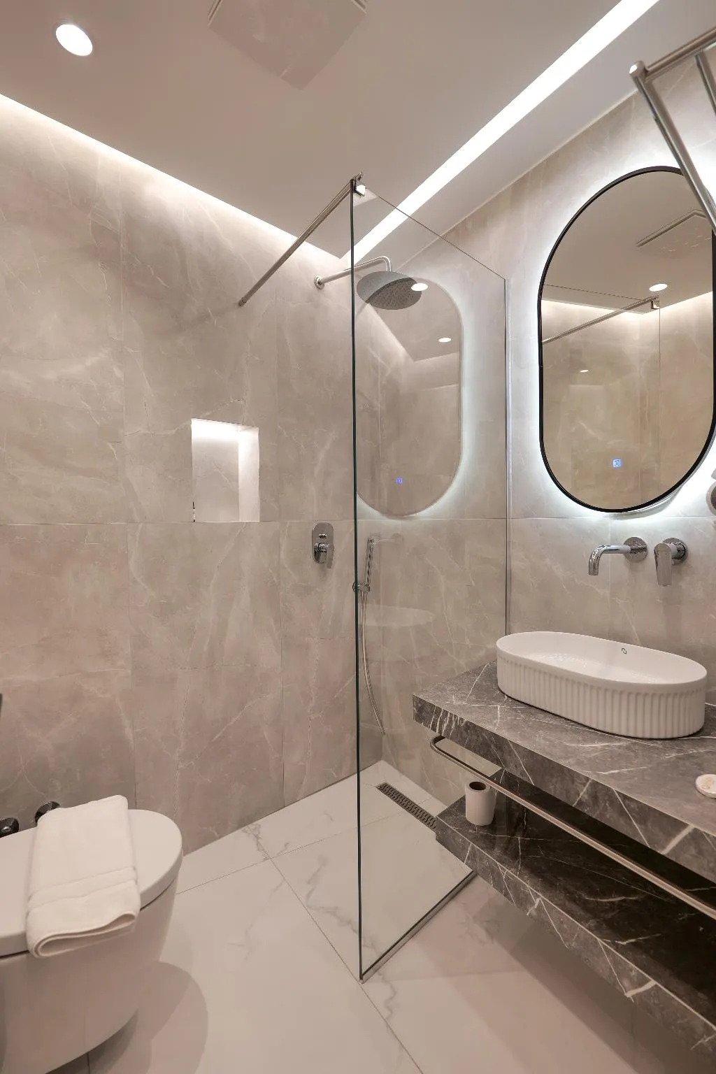DOUBLE STANDARD Room, Hotel Oasis, Southern Albania