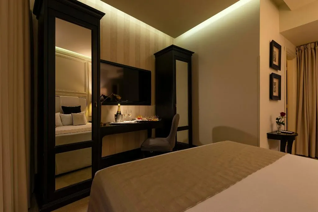 Room, Profumo Maison Colosseo, Rome