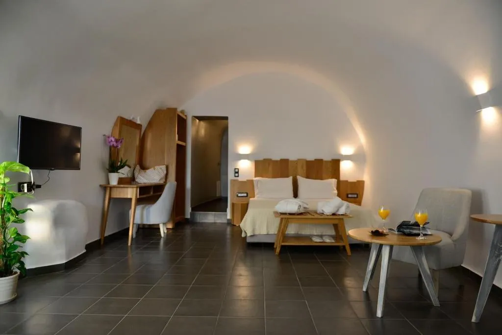 Room, Unique Suites, Santorini