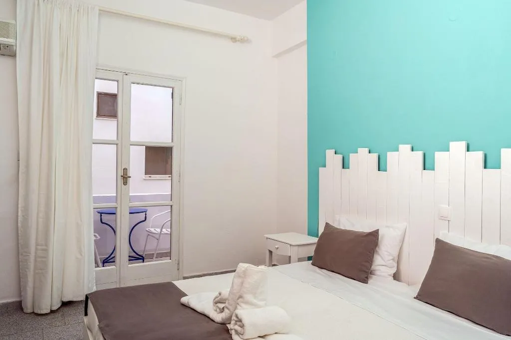 Room, Ikaros Hotel, Santorini