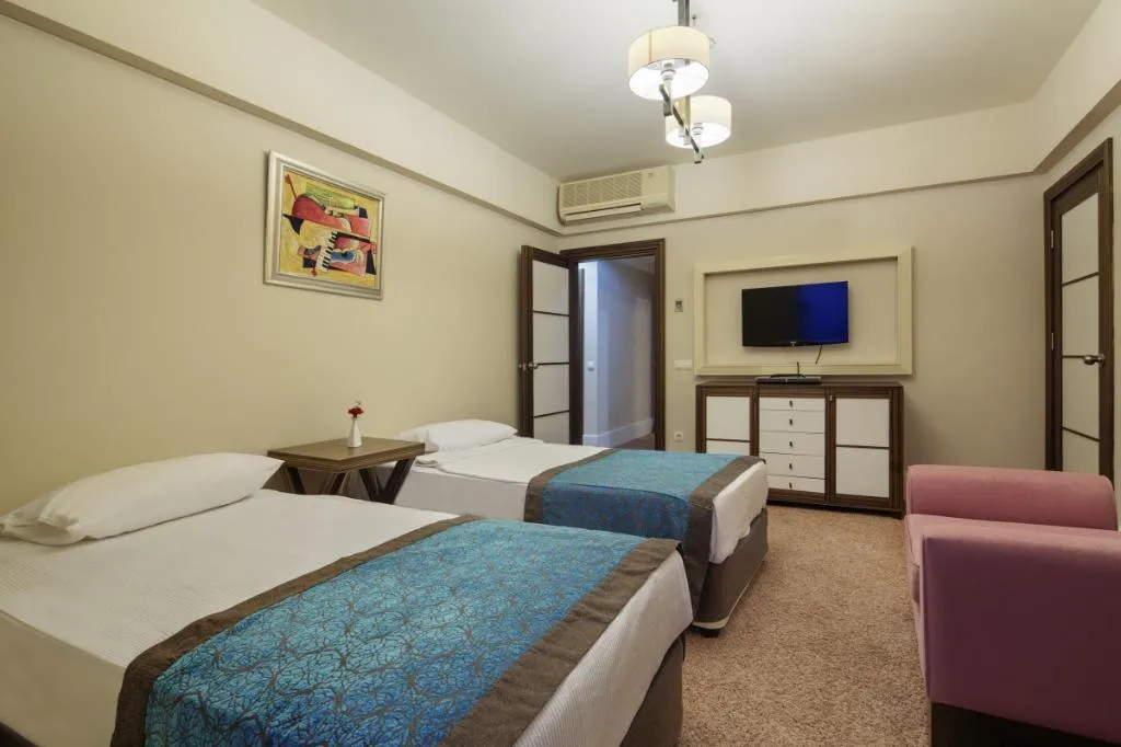 FAMILY ROOM SIDE SEA VIEW Room, Crystal Family Comfort Collection, Antalya
