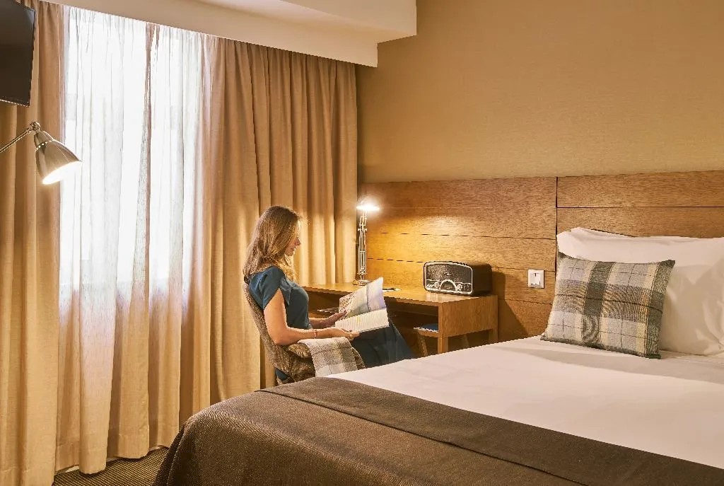 DOUBLE STANDARD Room, PortoBay Marques, Lisbon
