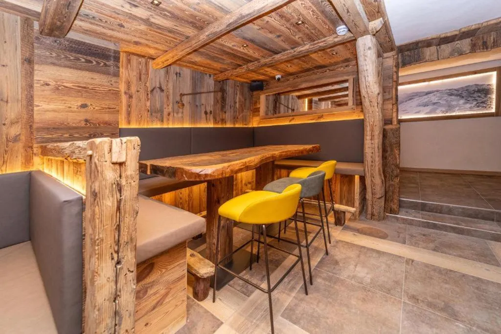 Restaurant, Avalanche - Alpine Boutique Hotel, Milan