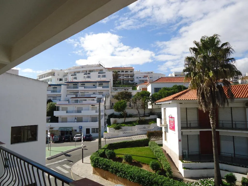Lobby, Rainha D. Leonor, Algarve