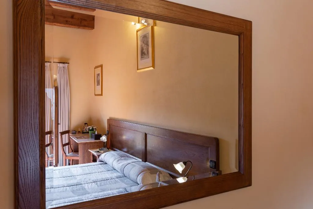 DOUBLE STANDARD Room, Palazzo Graziani, Florence