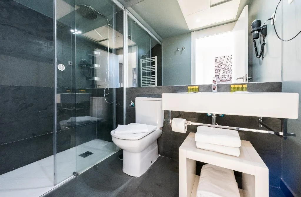 APARTMENT CAPACITY 4 ONE BEDROOM Room, Apartamentos Madrid Puerta del Sol, Madrid