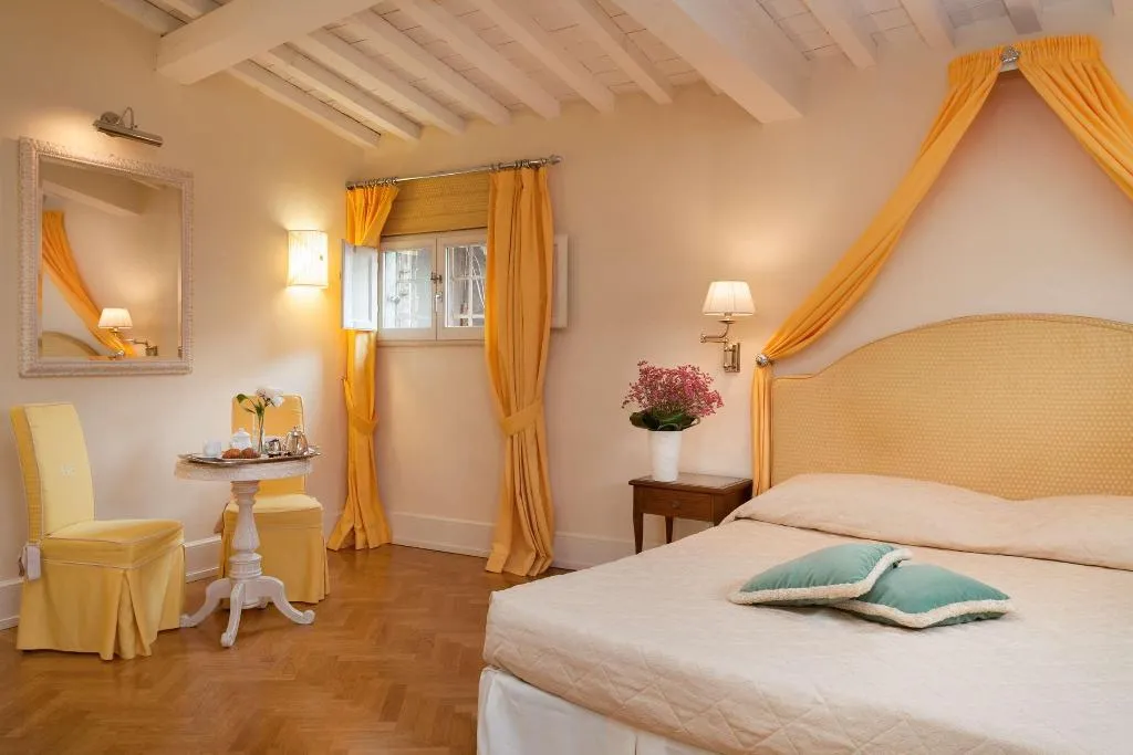 Room, Executive, Florence