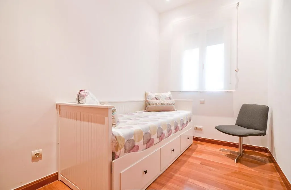 APARTMENT CAPACITY 4 Room, Smartr Madrid Atocha, Madrid