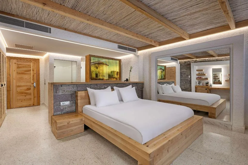 Room, Titanic Luxury Collection Bodrum, Bodrum