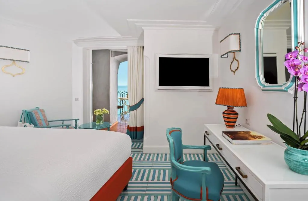 DOUBLE DELUXE QUEEN BED Room, Il San Pietro, Naples