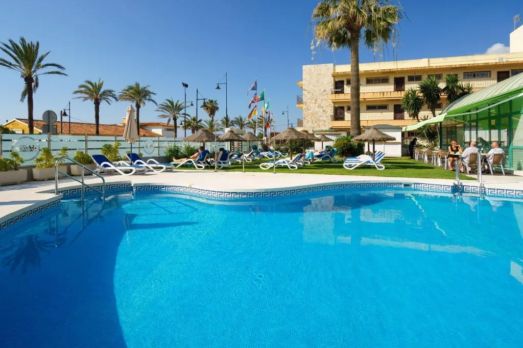Pool, Isabel, Costa Del Sol