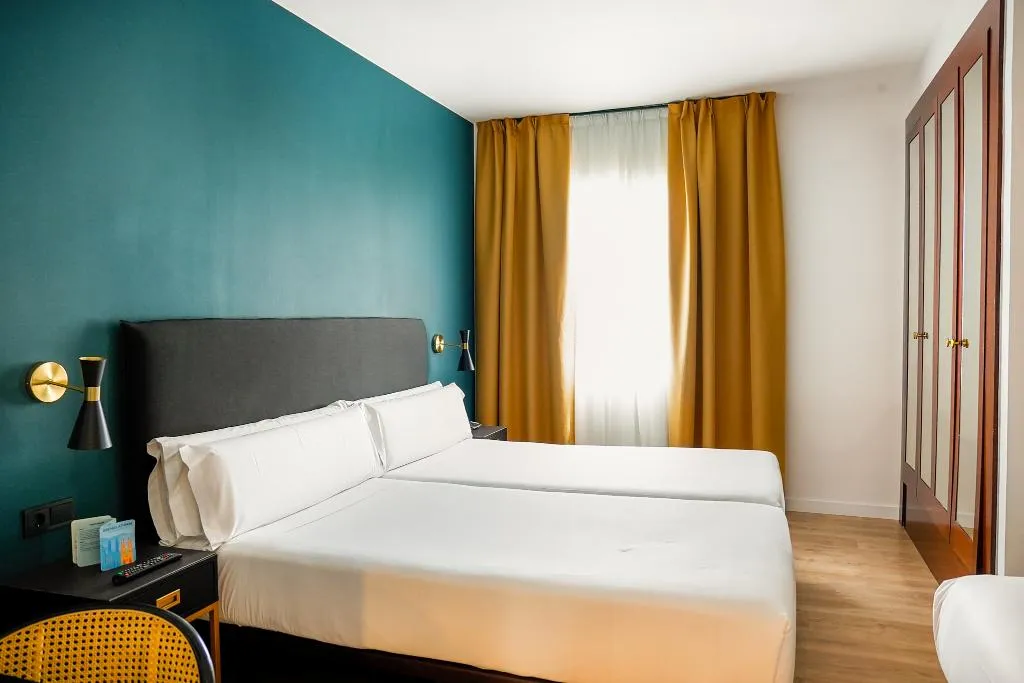 TRIPLE STANDARD Room, Arenas Atiram Hotel, Barcelona